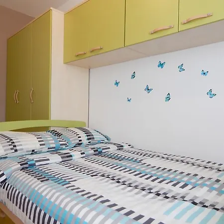 Apartamento Sanella *